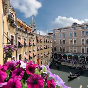 https://albergo-cavalletto-doge-orseolo.hotelinveneto.com